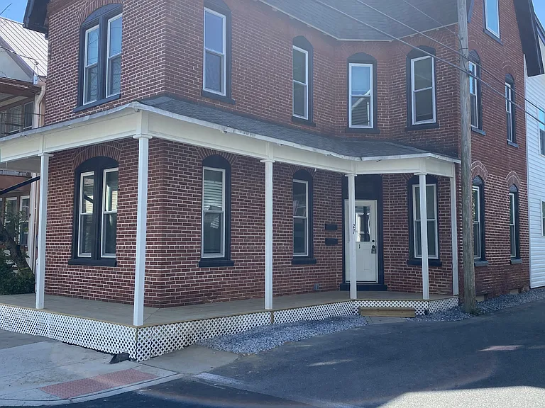 27 W Ferdinand St #1 — Photo 2