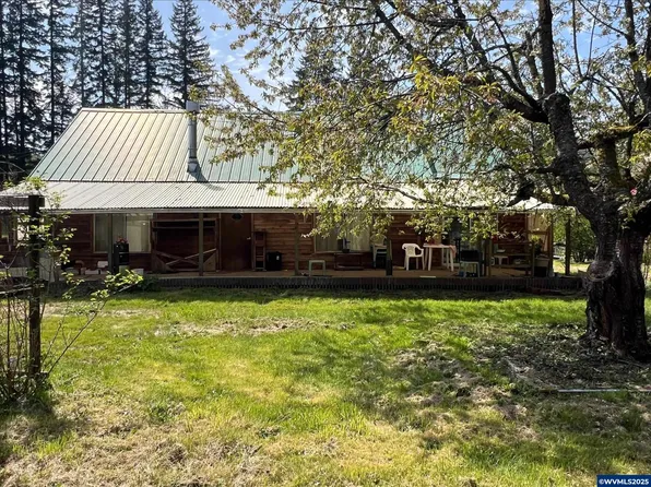 43 Trapp Creek Rd, Toledo, OR 97391