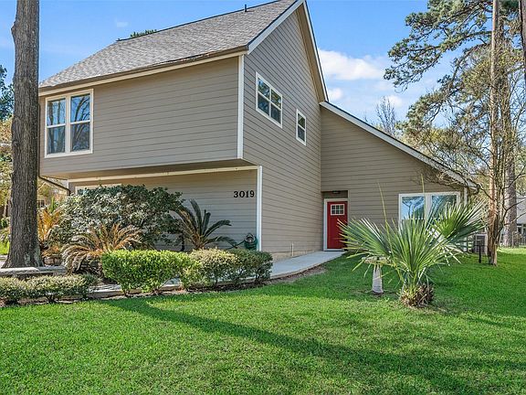 2nd image of 3019 Ramblewood Rd