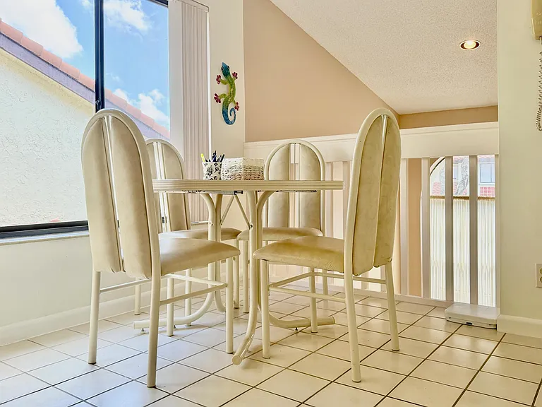 10678 Ocean Palm Way #202 — Photo 12