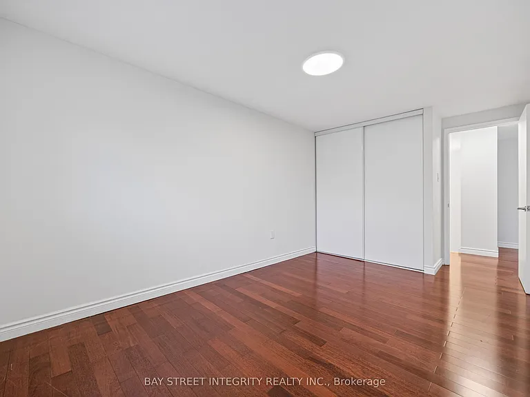 646 Village Pkwy #26 — Photo 30