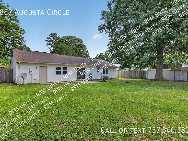 2857 Augusta Cir — Photo 12