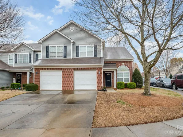 12108 Stratfield Place Cir, Pineville, NC 28134