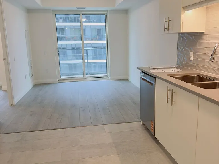 93 Arthur St S #611 — Photo 7