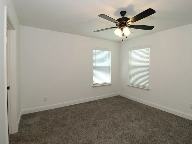 1450 Ari Ave — Photo 14