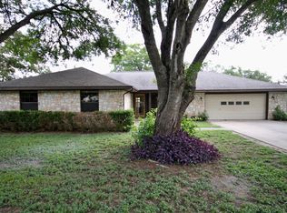 700 Cibilo St, Lockhart, TX 78644