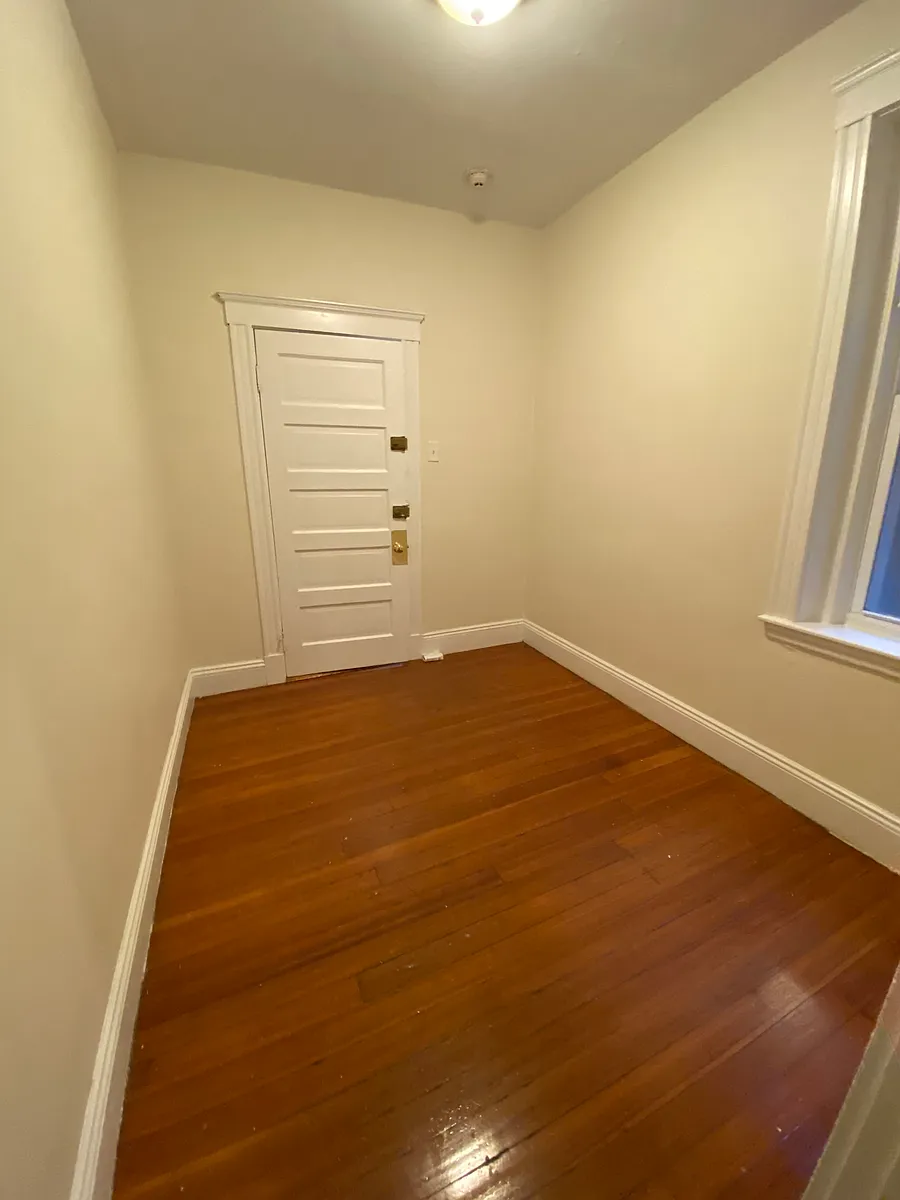 Building Photo - 1788 Beacon St #6