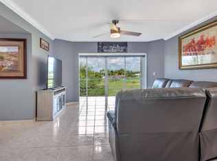 3951 Via Poinciana APT 413, Lake Worth, FL 33467