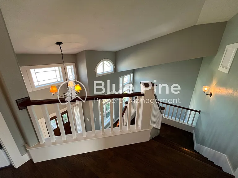 157 Leesburg Ln — Photo 14