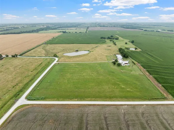 3057 Holy Rd W, Abbott, TX 76621