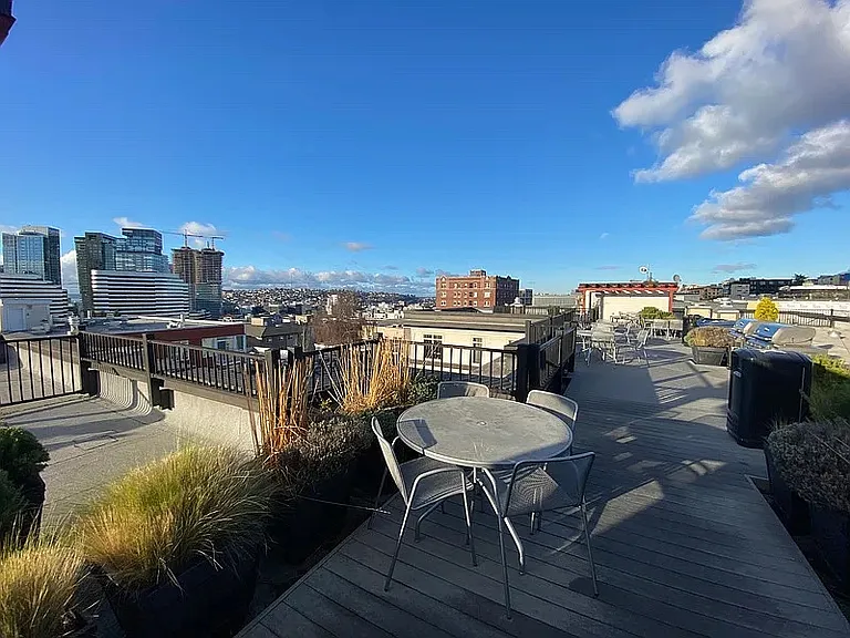 1610 Belmont Ave #210 — Photo 31