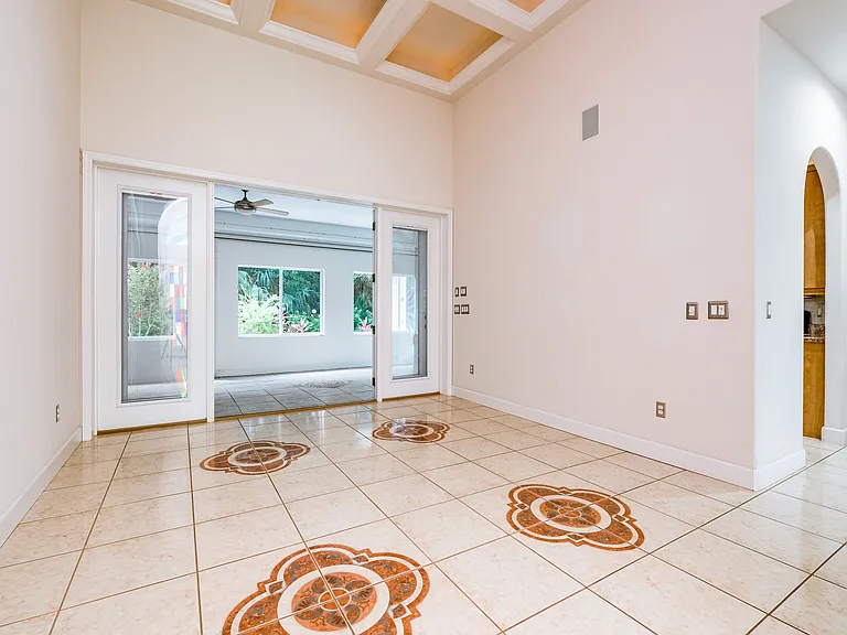 4 Archangel Cir — Photo 7