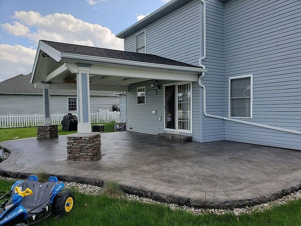 2nd image of 516 Sky Way Dr