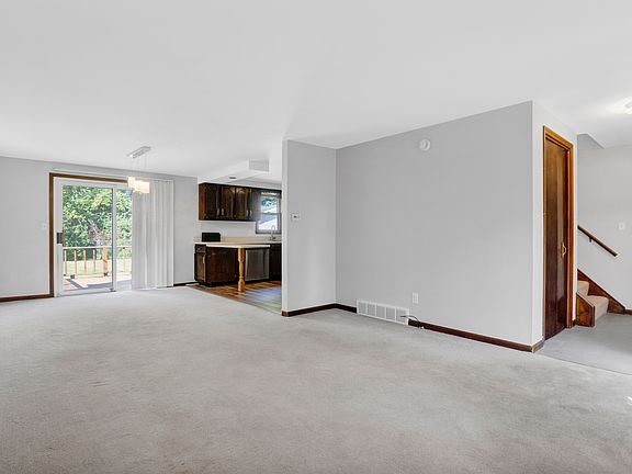 3rd image of 88 Brittany Dr #1