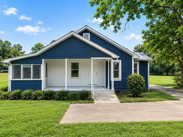 106 Noland St, Adairsville, GA 30103