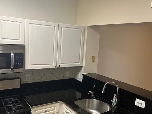 3rd image of 12911 Alton Sq APT 201