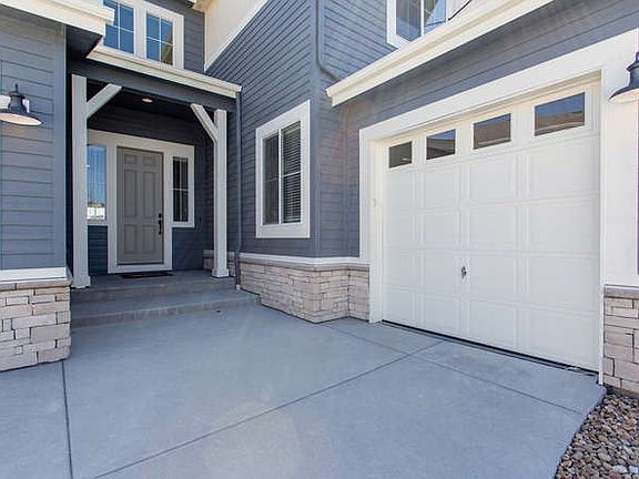 TRI Pointe Premier Leyden Homesite 6 Courtyard Wit