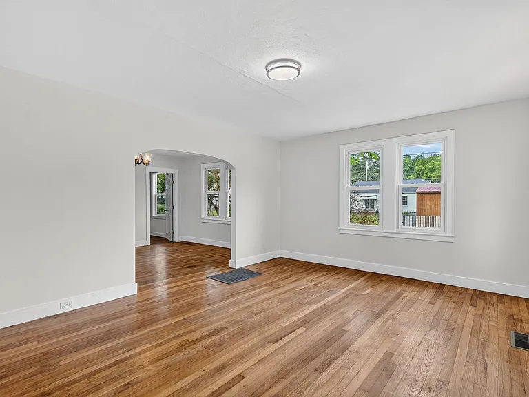4600 Biltmore Ave — Photo 23