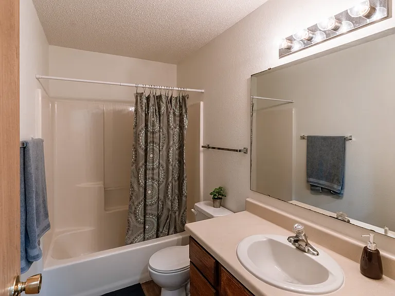 Southview III — Photo 13