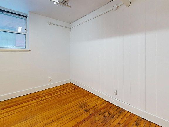 5th image of 2677 Euclid Heights Blvd #8