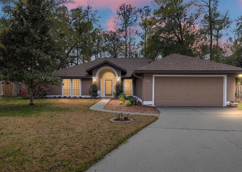 1st image of 1128 SW 82nd Ter