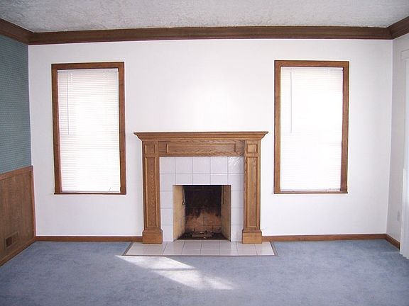 2nd image of 1246 Driggs Ave