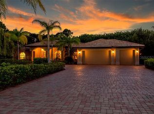 930 Park Place Dr, Englewood, FL 34223