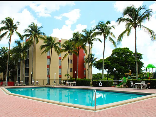 Inverrary 441 Apartments Photo 1