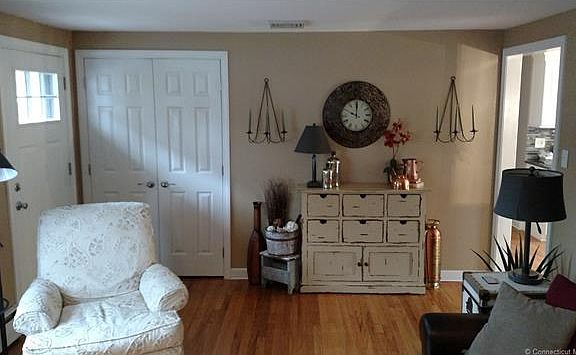 3rd image of 65 Hillside Dr