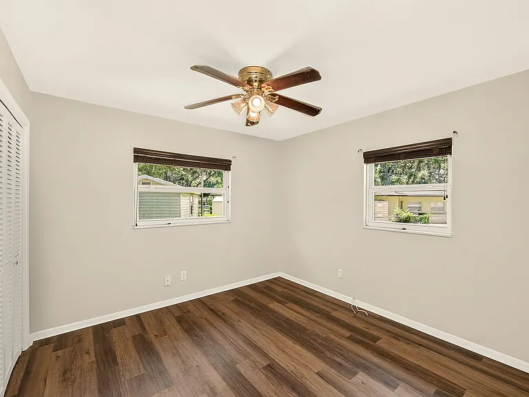 303 Saint Augustine Ave — Photo 31