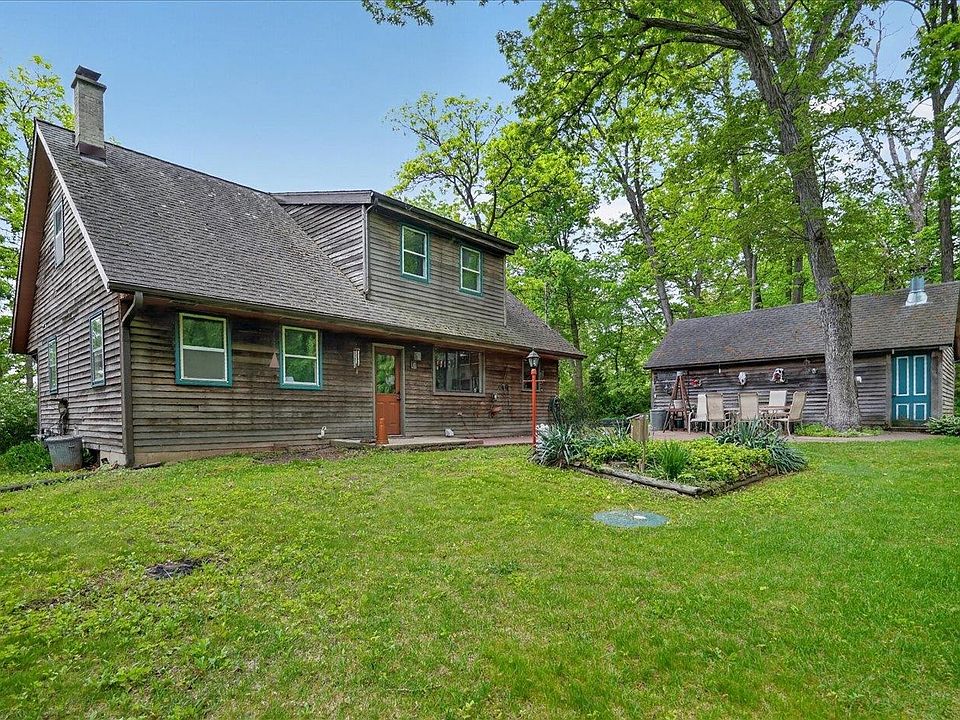 1st image of 7008 Lavina Rd