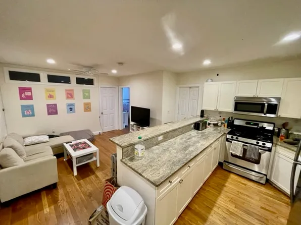 322 Saint Paul St, Brookline, MA