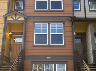 2655 SW Sylvan Heights Dr, Seattle, WA 98106