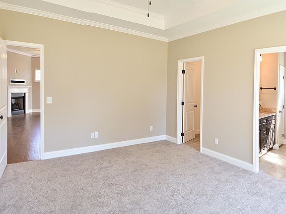 5th image of 1600 Orchard Pl