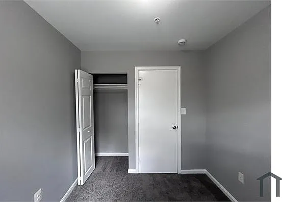 2120 Brunt St — Photo 9