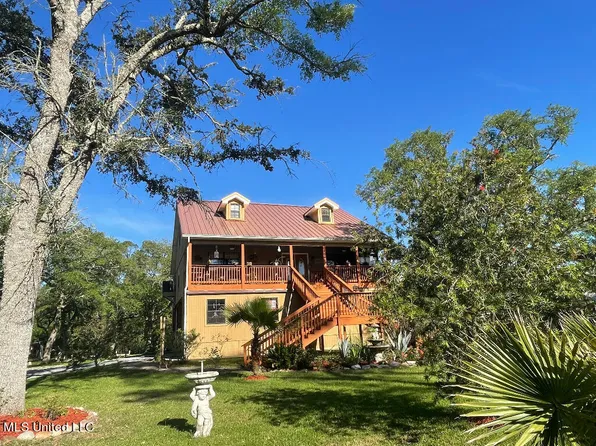 3460 E James Cir, Pass Christian, MS 39571