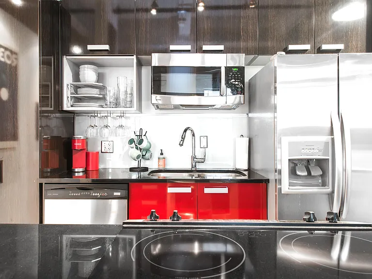 650 Glen Iris Dr NE #1 — Photo 7