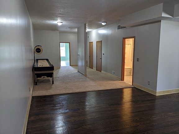 4th image of 131 E Main Ave #1/2