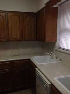 1st image of 1829 E 18th St #1