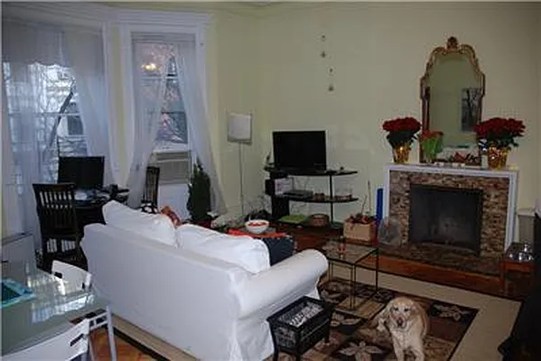 Rented by Zgodny Real Estate | media 14