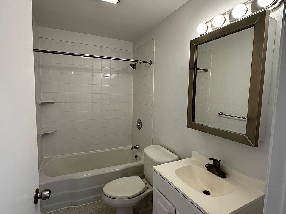 1st image of 15 Patrick Henry St APT 22