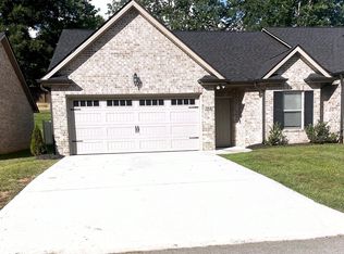 5918 Knox Hill Way, Knoxville, TN 37912