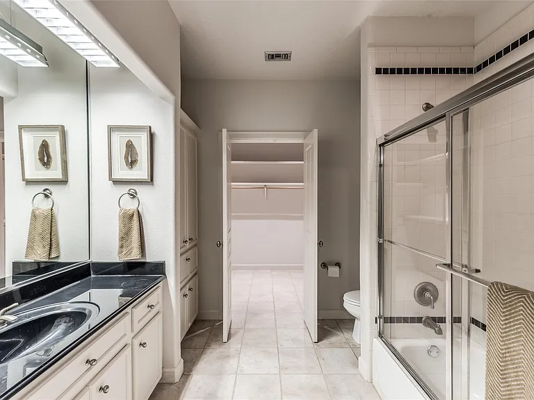 2108 Driscoll St — Photo 13