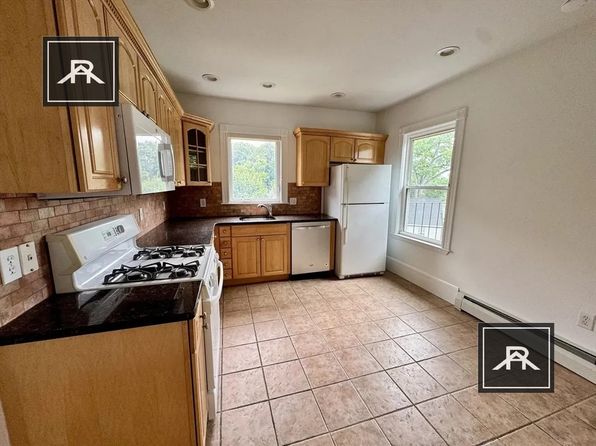 145 Lagrange St #1