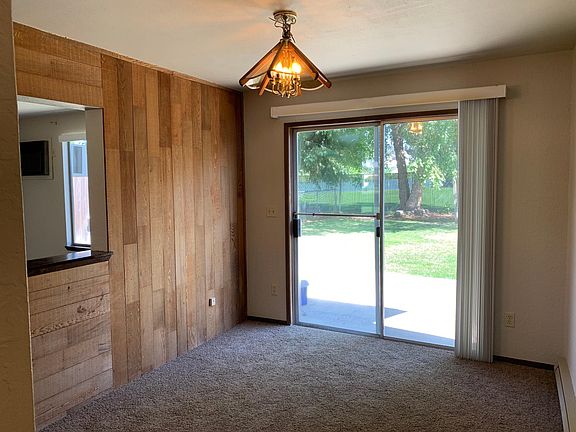 Dining room/backyard