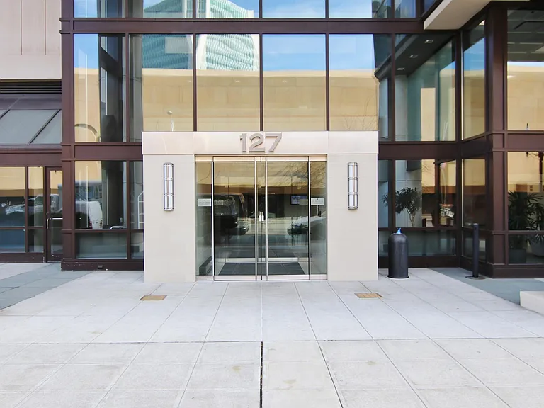 Welcome Home to The Biltmore in Downtown Stamford, CT!
