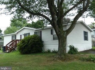 30 Conrad Ln, Lititz, PA 17543