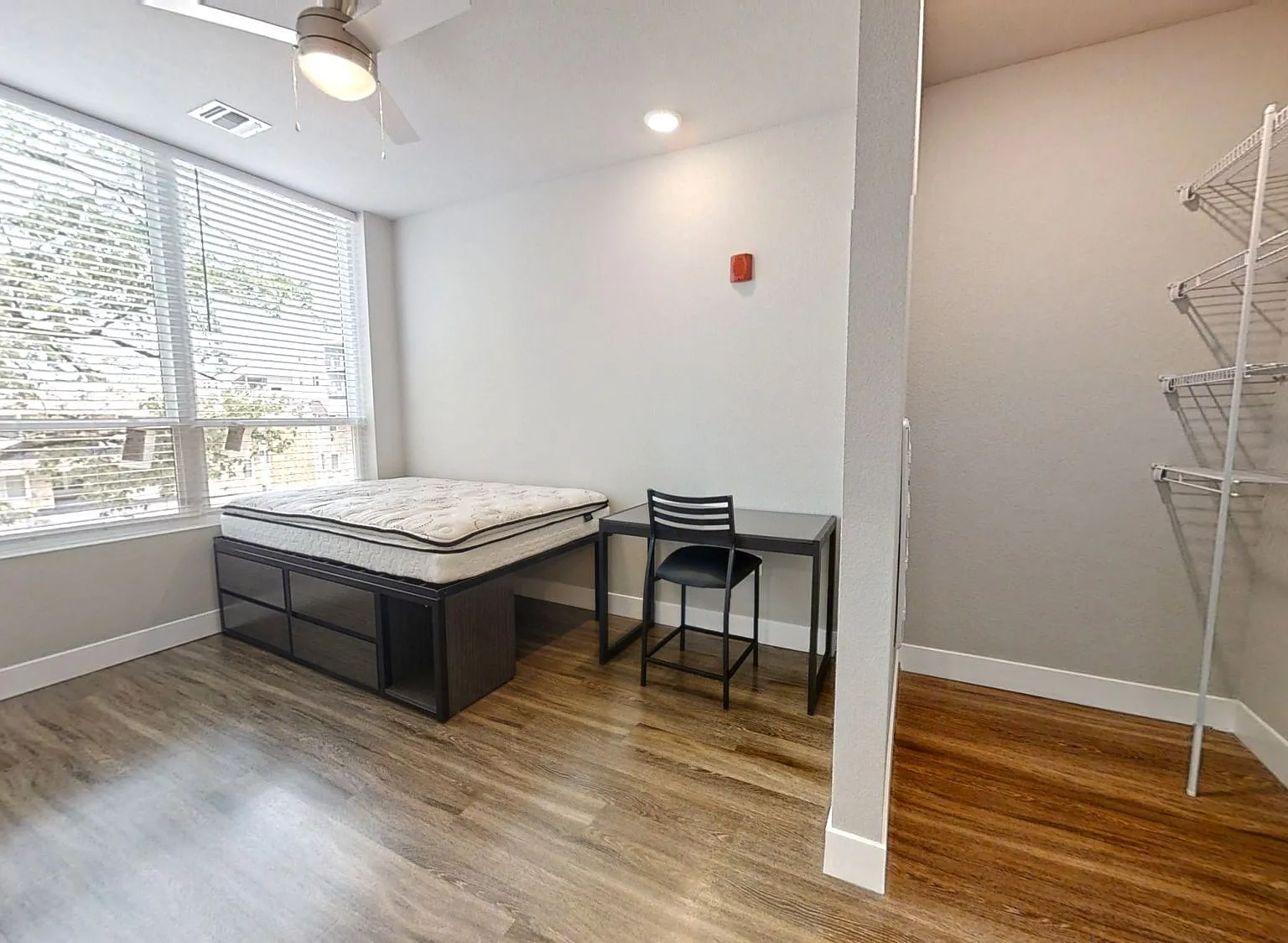 103 E Healey St — Photo 4
