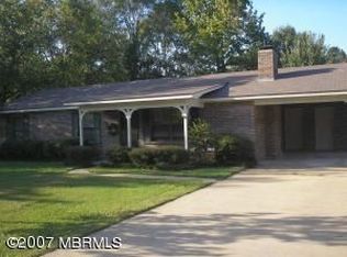 9060 Ligon Dr, Meridian, MS 39307