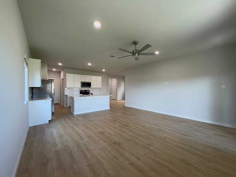 120 Millwood Rd — Photo 18